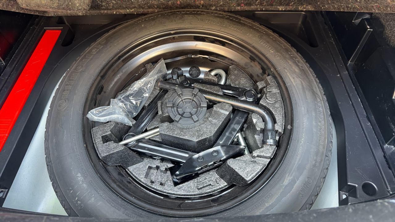 Photo de la roue de secours 1