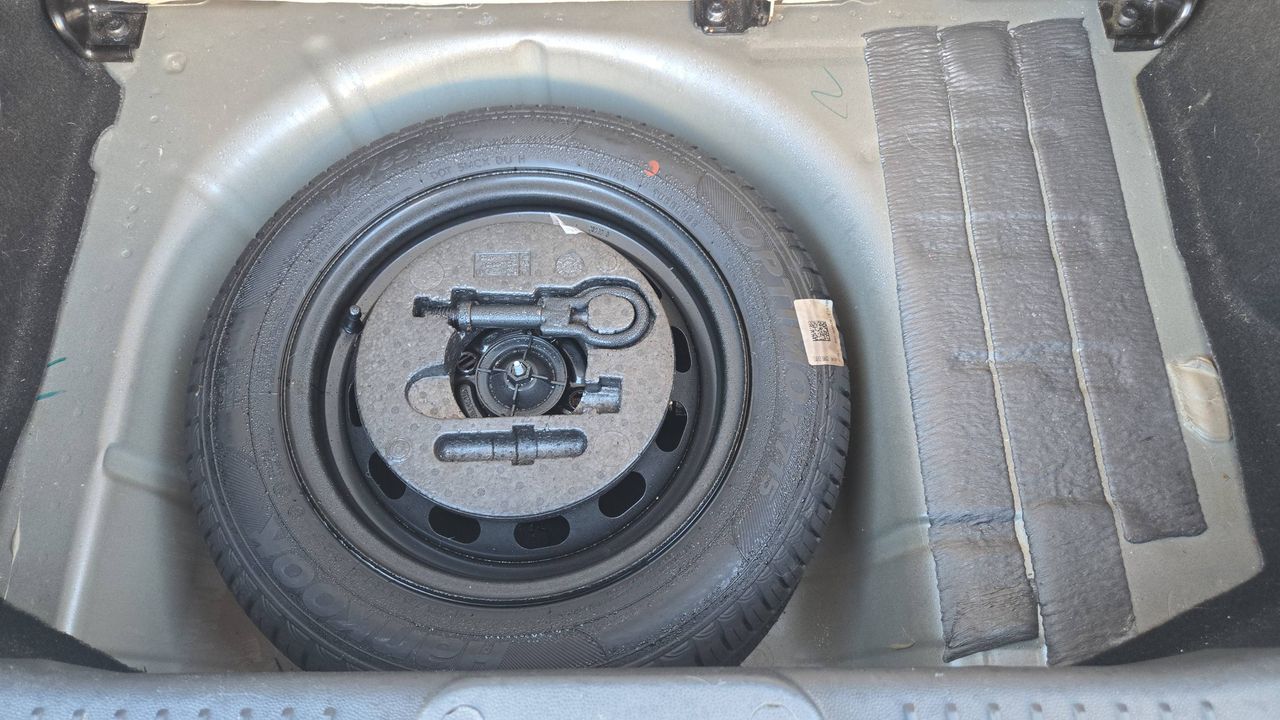 Photo de la roue de secours 1