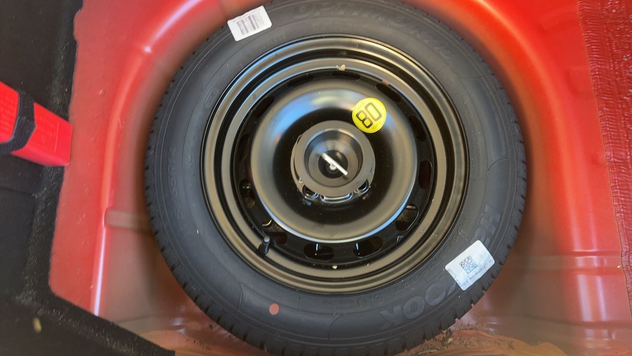 Photo de la roue de secours 1