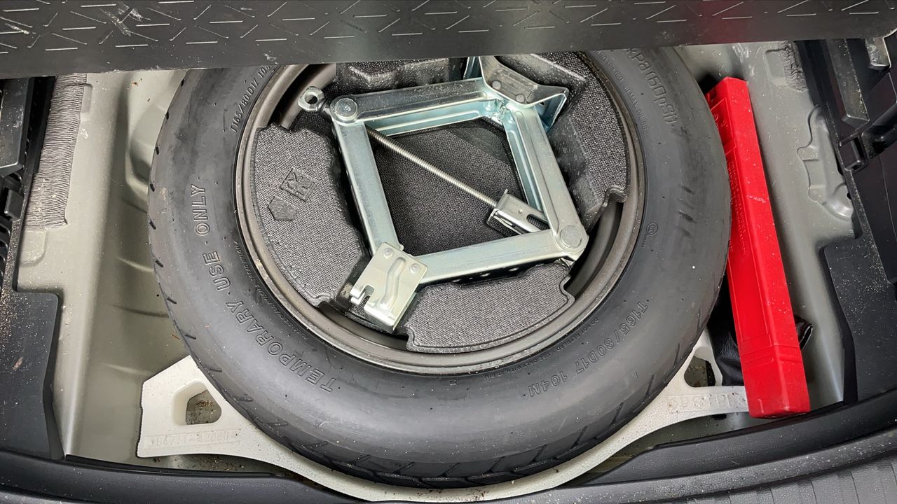 Photo de la roue de secours 1
