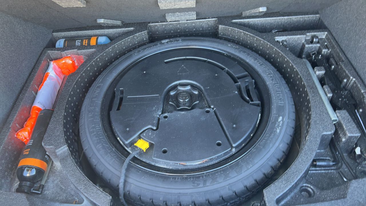 Photo de la roue de secours 1