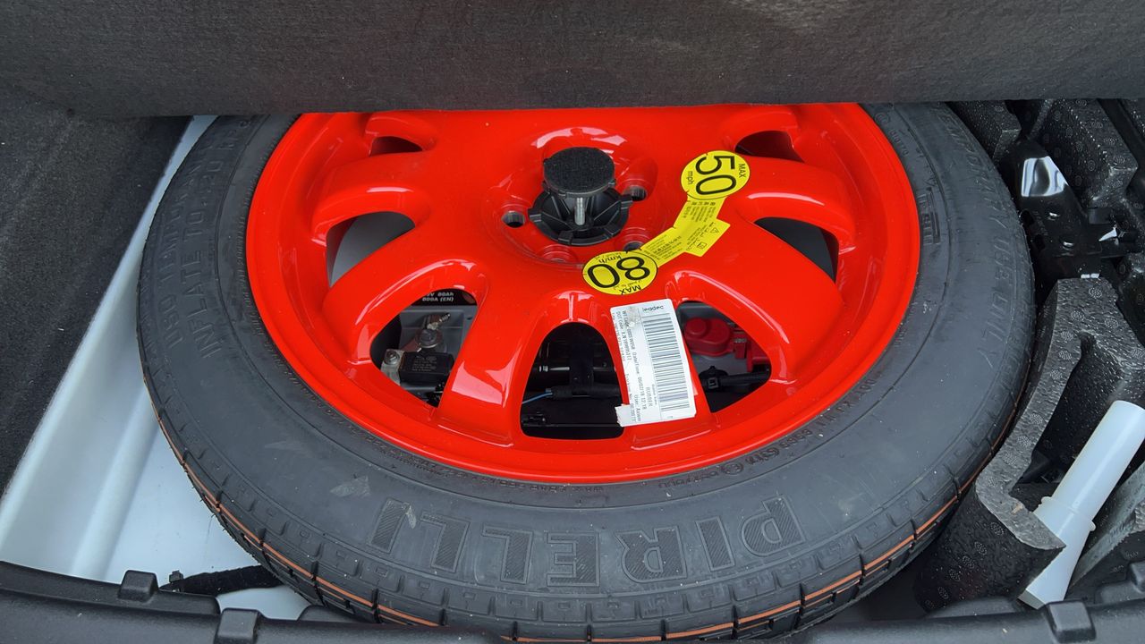 Photo de la roue de secours 1