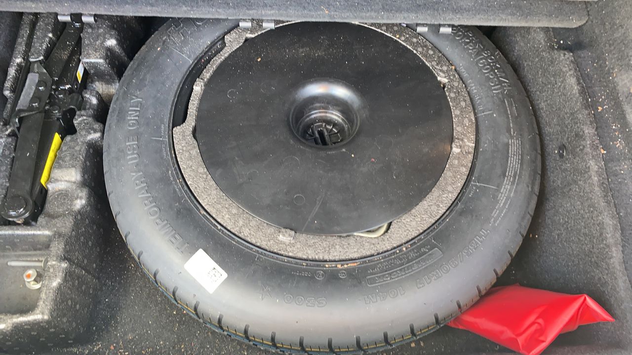 Photo de la roue de secours 1