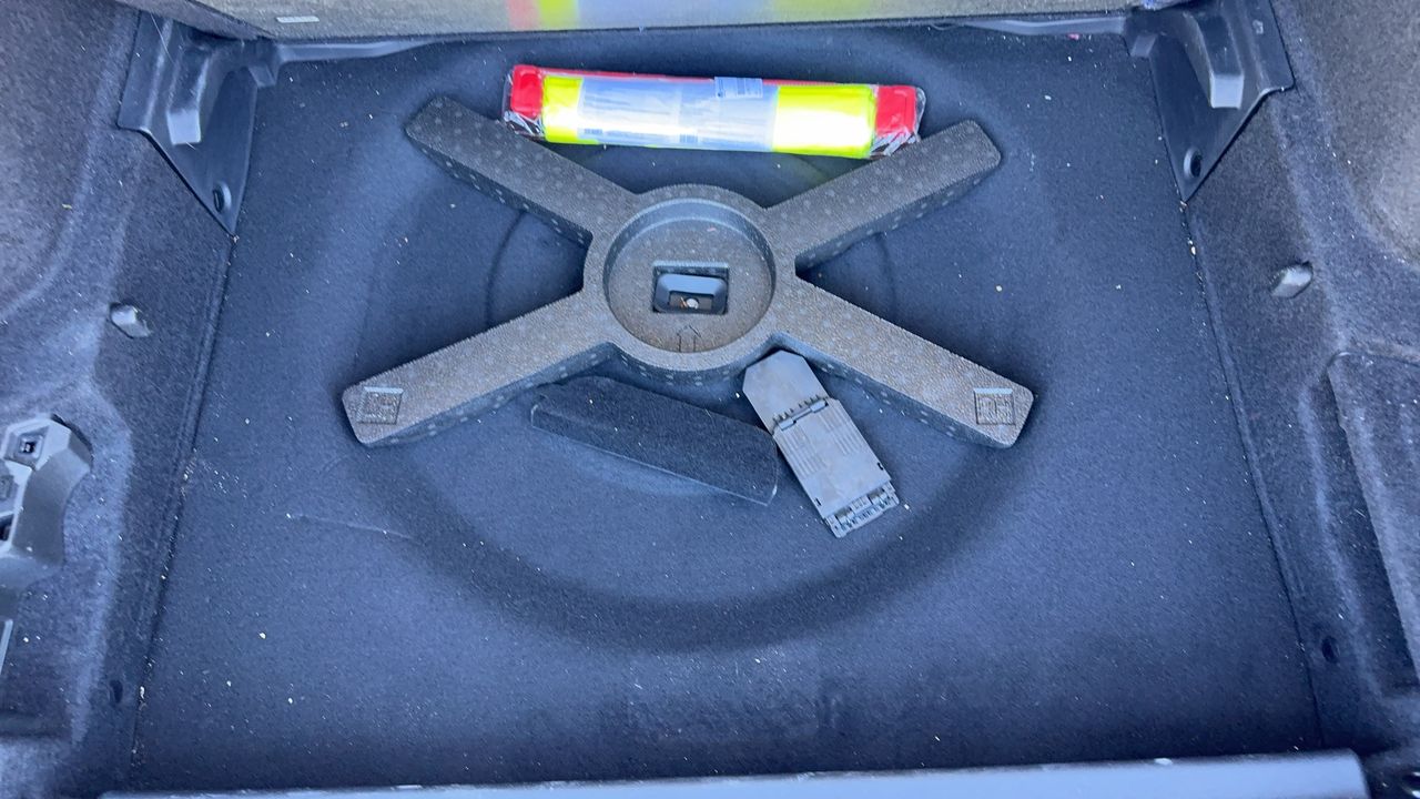 Photo de la roue de secours 1