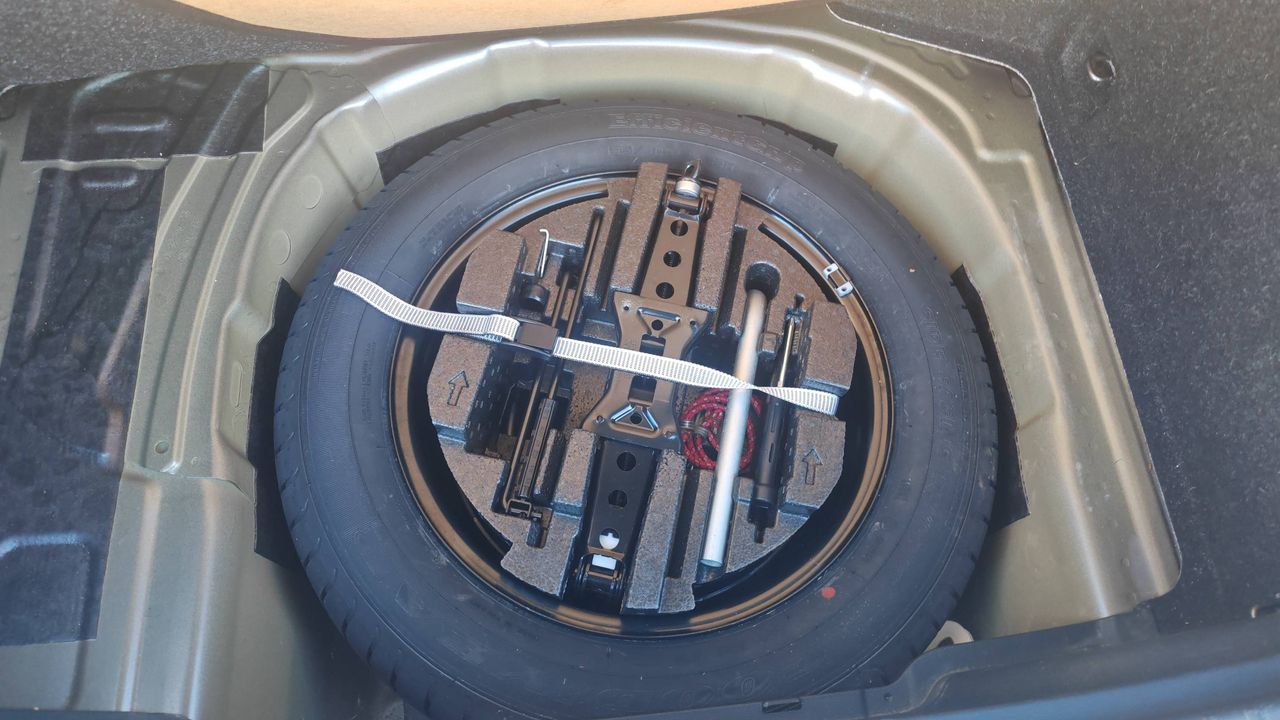 Photo de la roue de secours 1