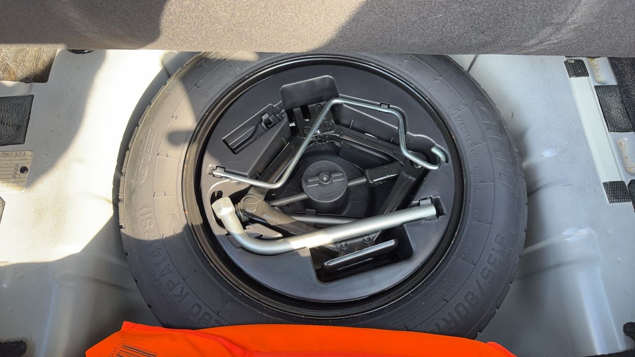 Photo de la roue de secours 1