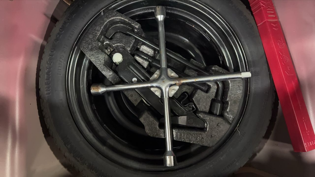 Photo de la roue de secours 1