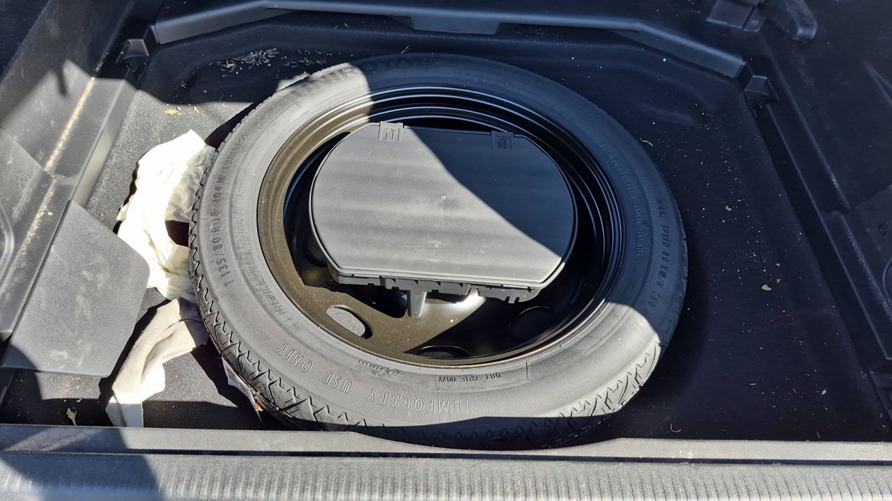 Photo de la roue de secours 1