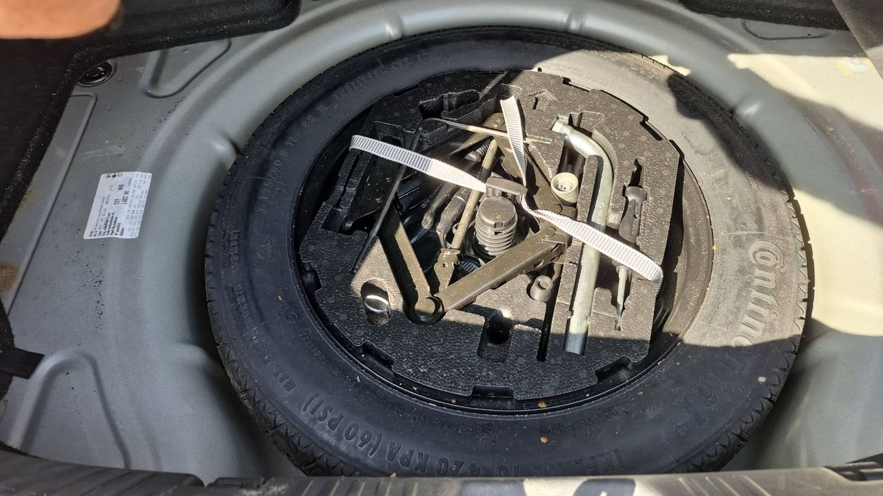 Photo de la roue de secours 1