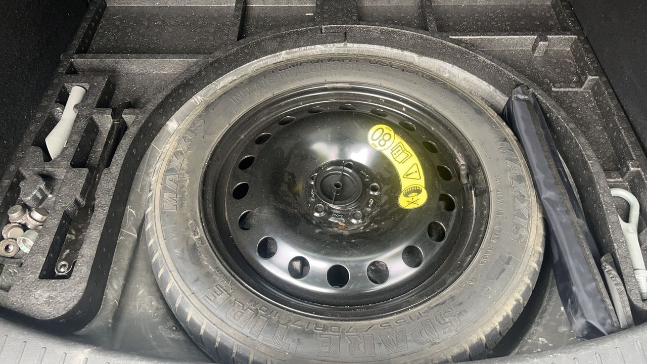 Photo de la roue de secours 1