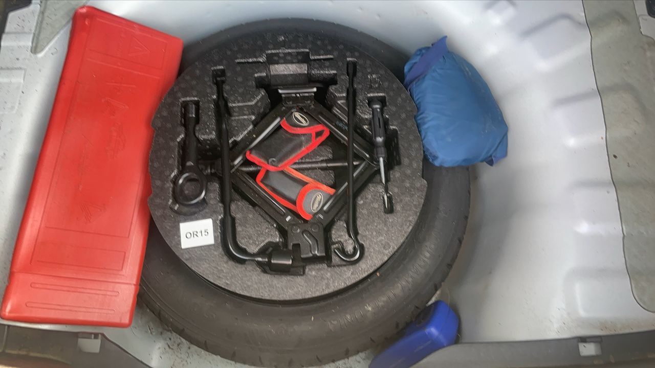 Photo de la roue de secours 1