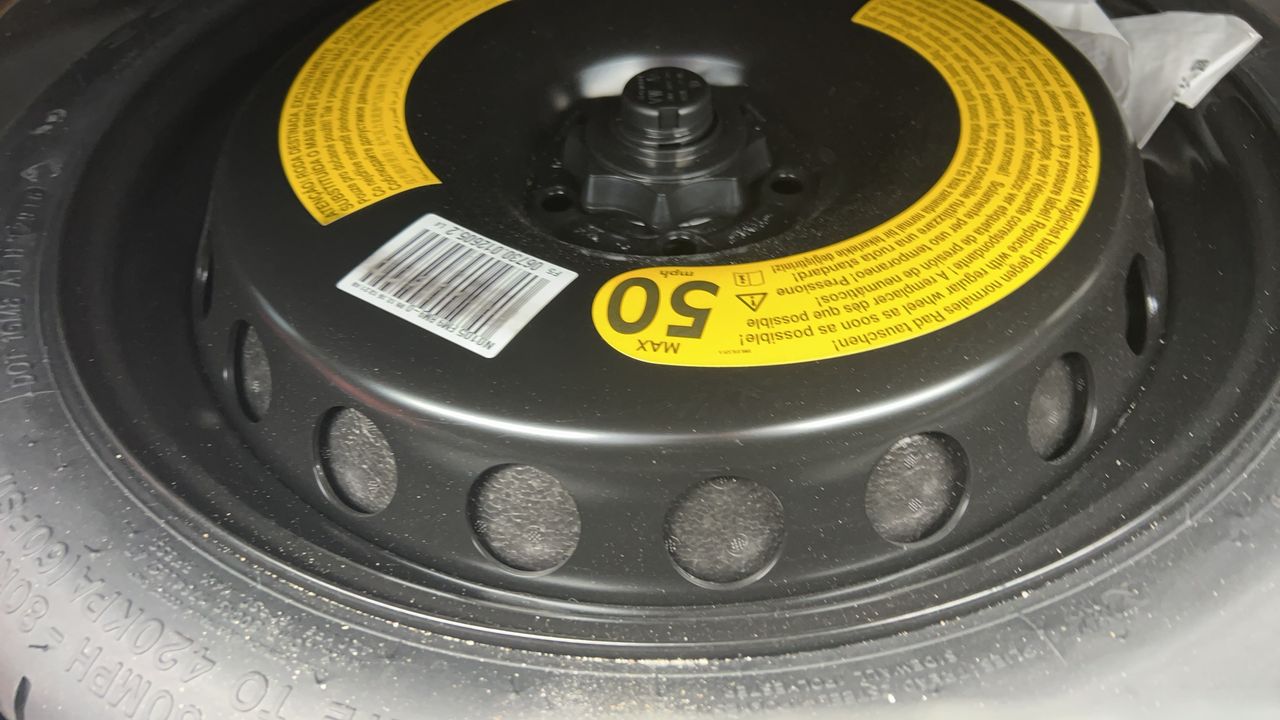 Photo de la roue de secours 1