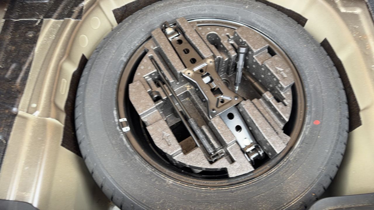 Photo de la roue de secours 1