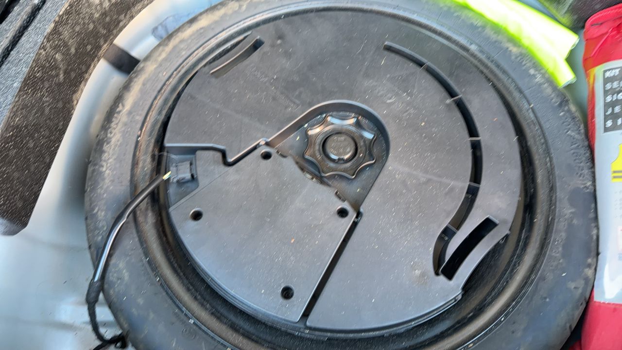 Photo de la roue de secours 1