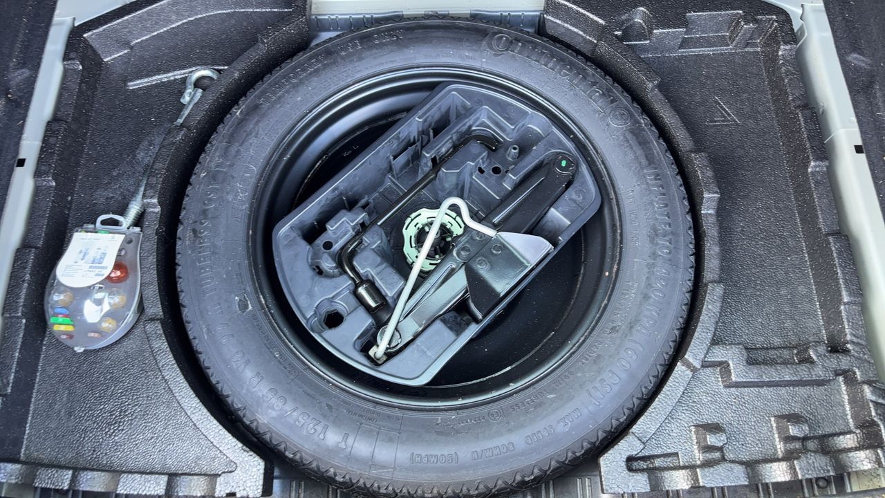 Photo de la roue de secours 1