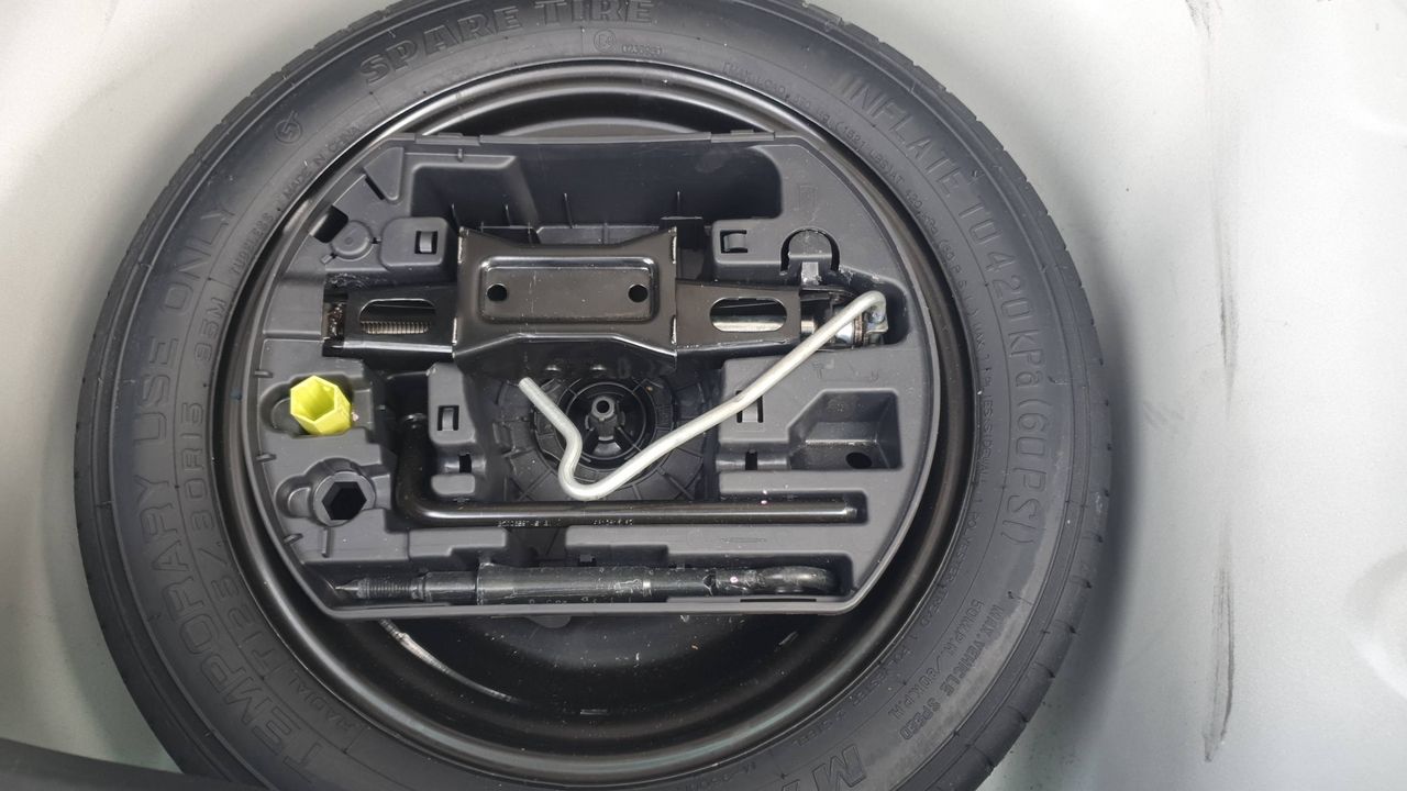 Photo de la roue de secours 1