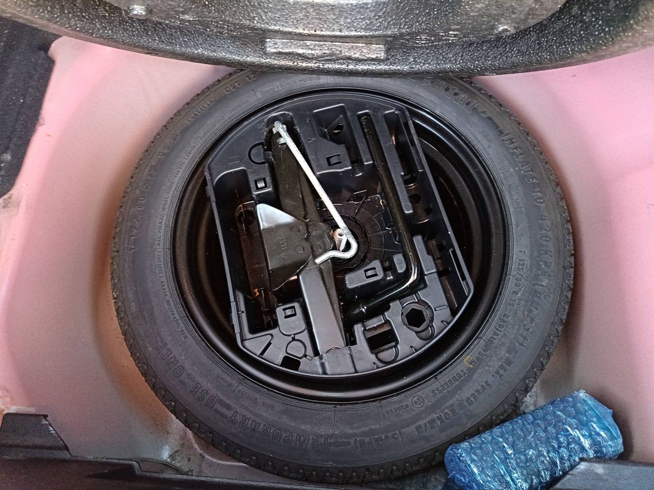 Photo de la roue de secours 1