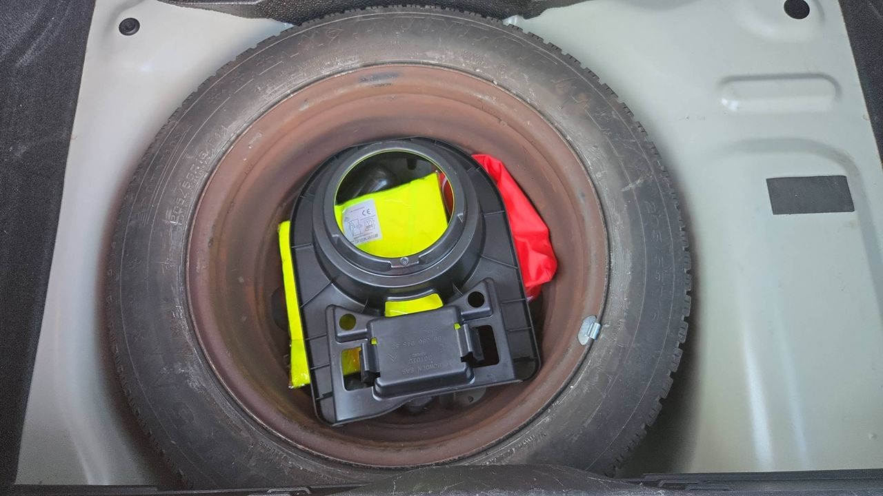 Photo de la roue de secours 1