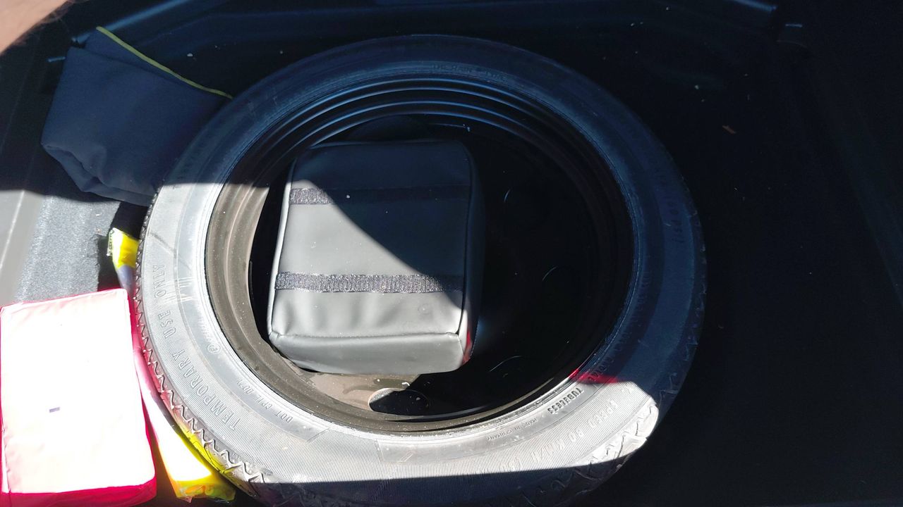 Photo de la roue de secours 1