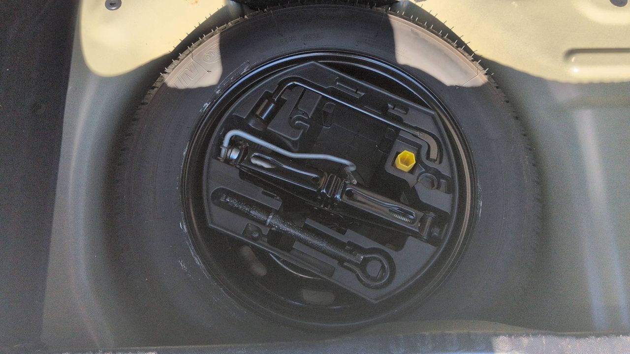 Photo de la roue de secours 1
