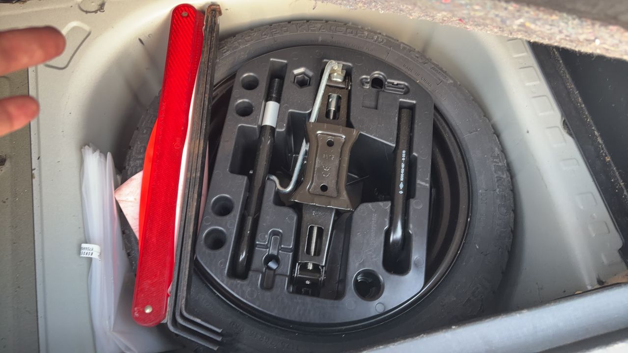 Photo de la roue de secours 1