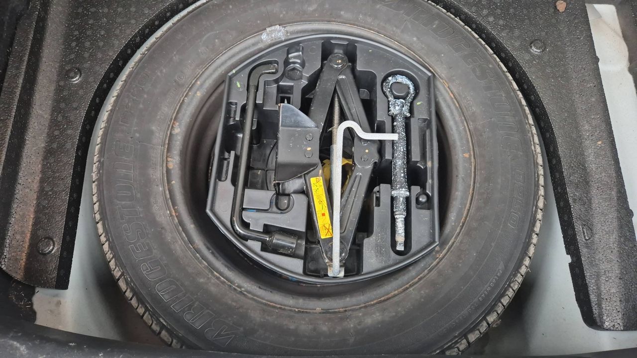 Photo de la roue de secours 1