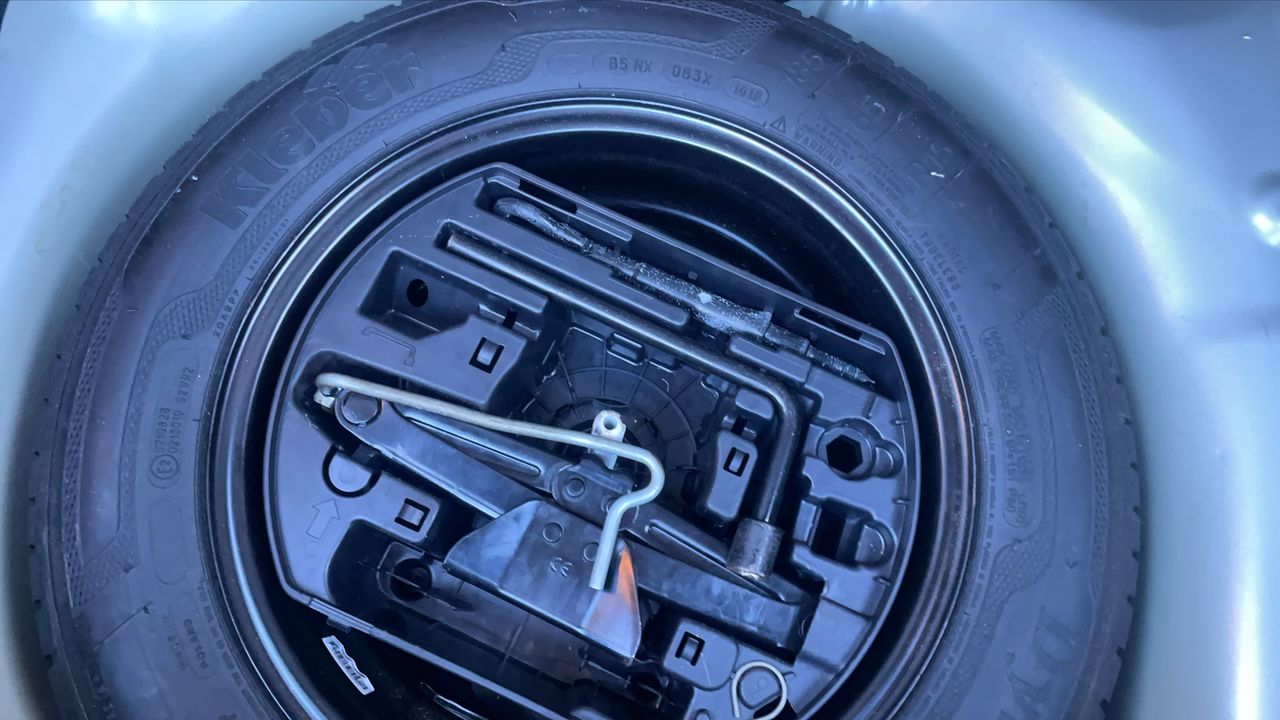 Photo de la roue de secours 1