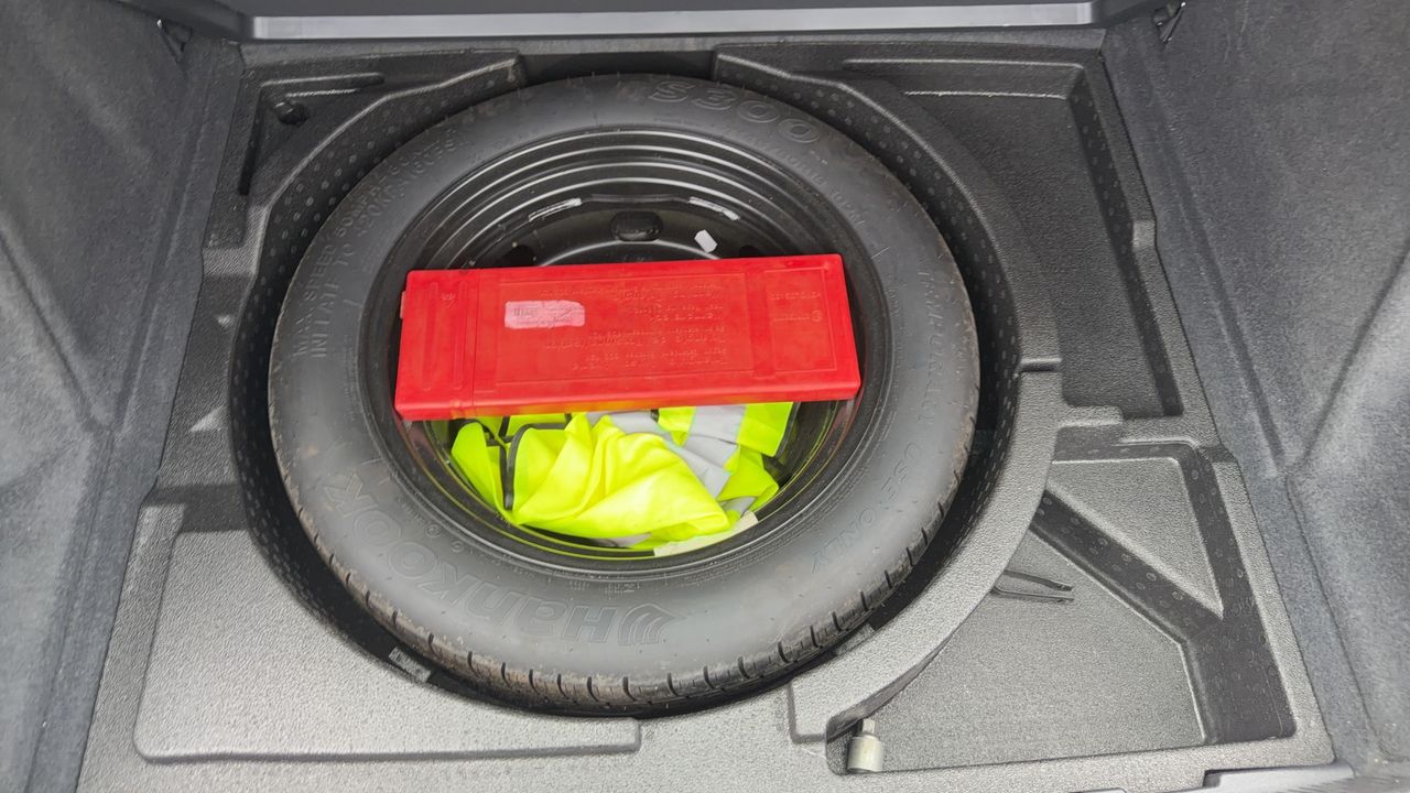 Photo de la roue de secours 1