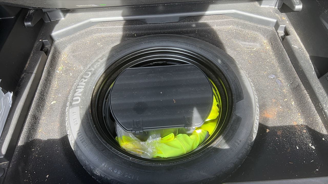 Photo de la roue de secours 1