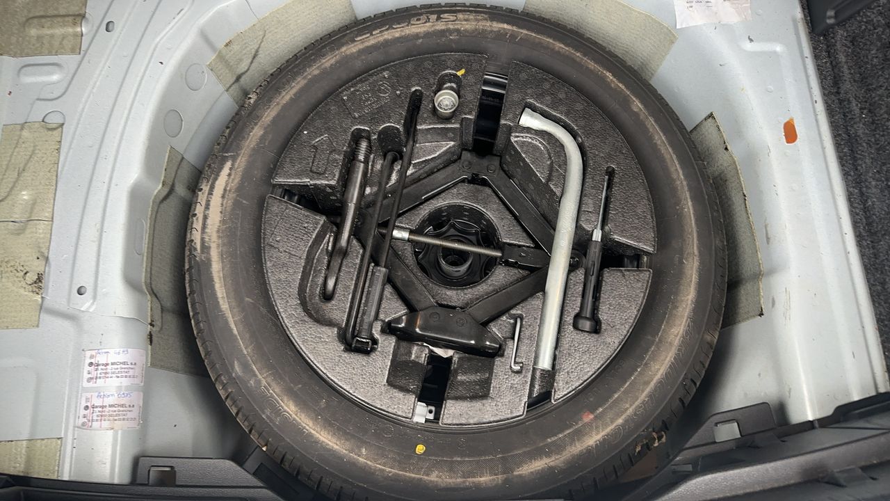 Photo de la roue de secours 1