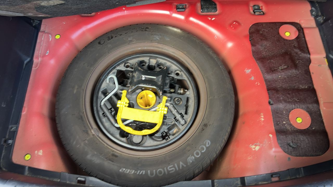 Photo de la roue de secours 1