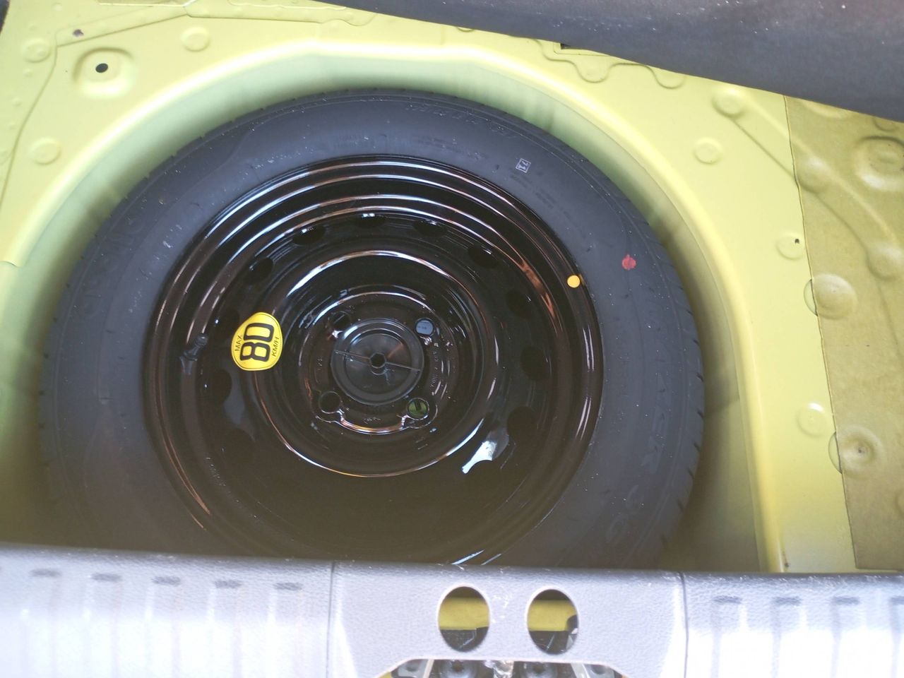 Photo de la roue de secours 1