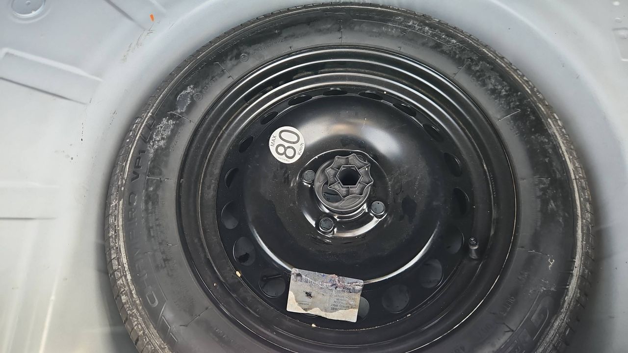 Photo de la roue de secours 1