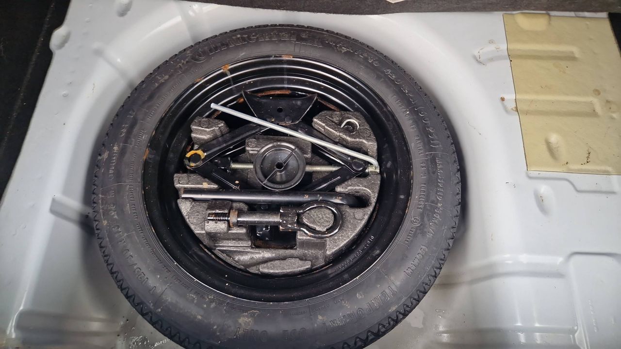 Photo de la roue de secours 1