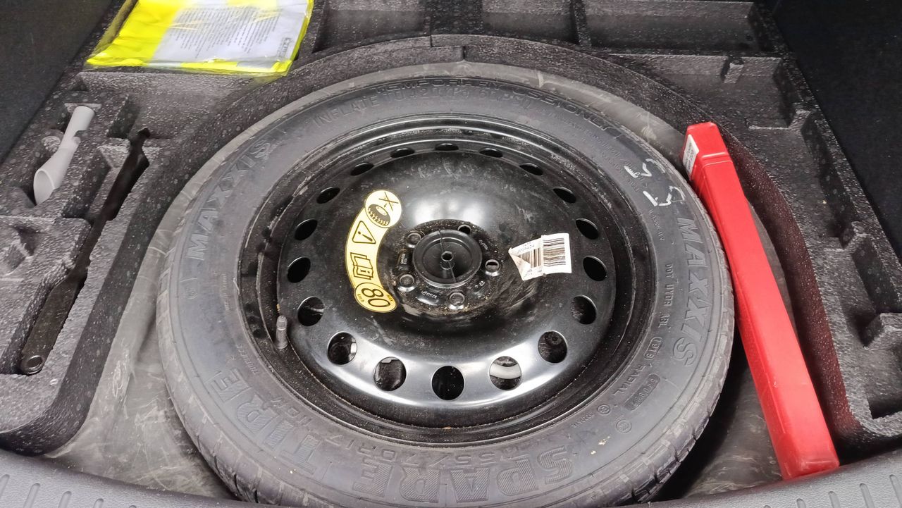 Photo de la roue de secours 1