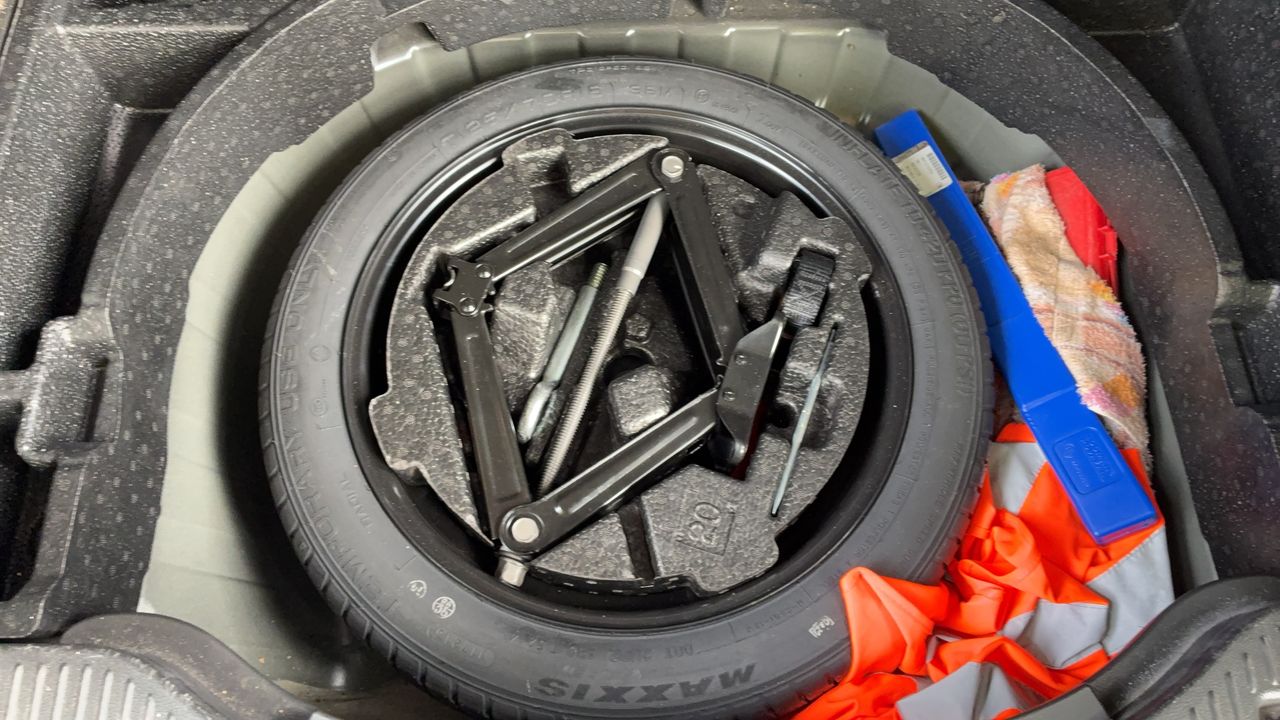 Photo de la roue de secours 1