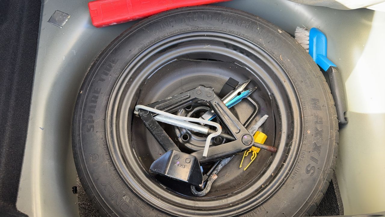 Photo de la roue de secours 1