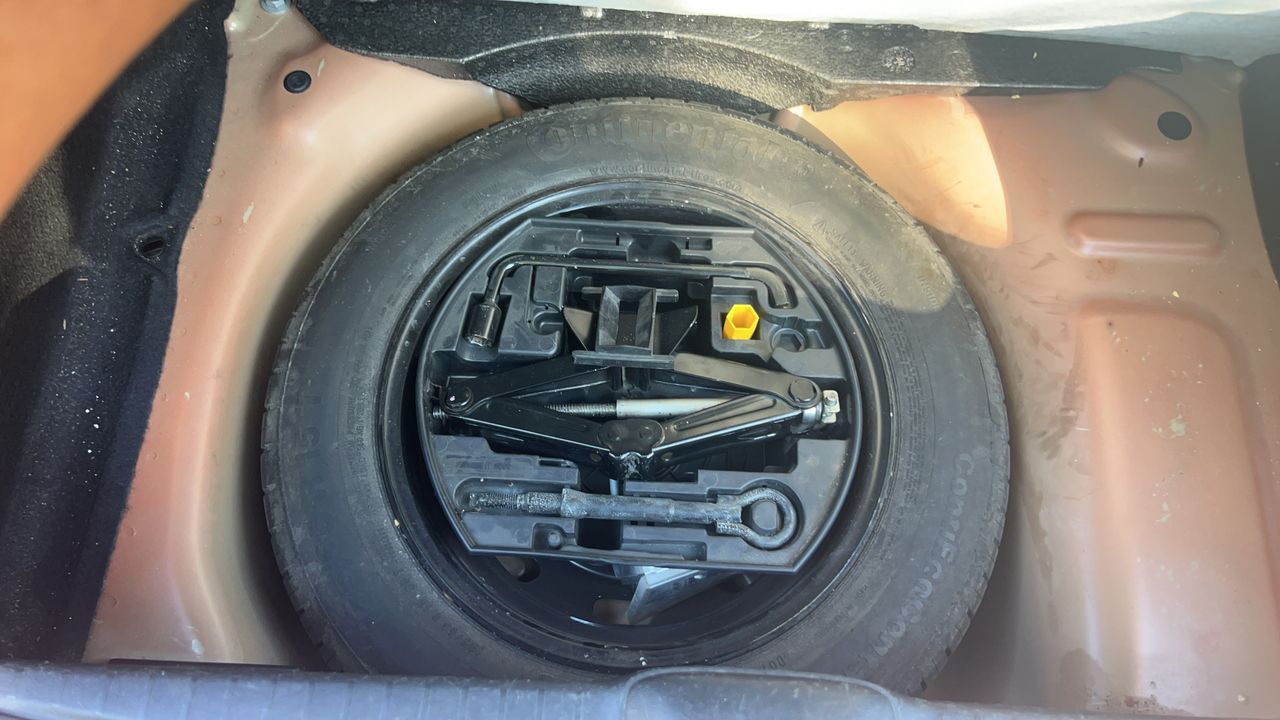 Photo de la roue de secours 1