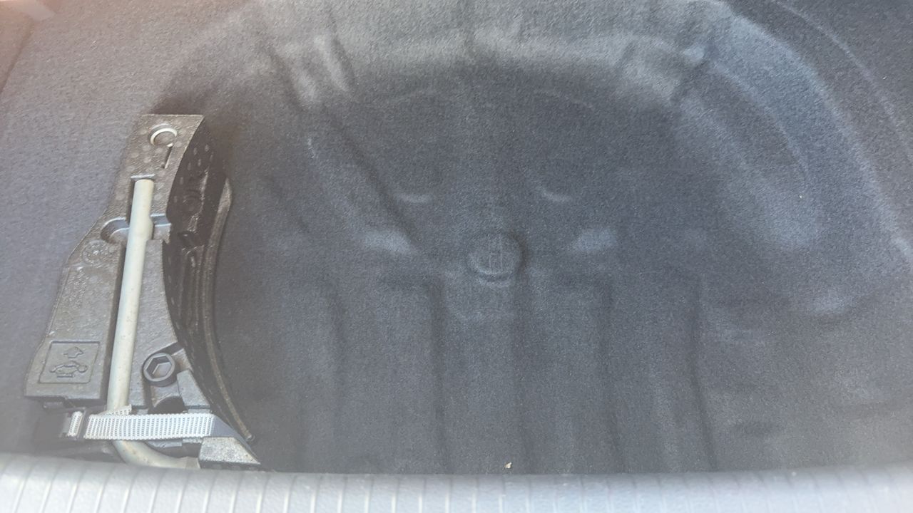 Photo de la roue de secours 1