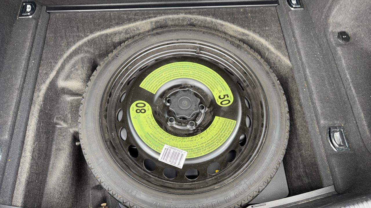 Photo de la roue de secours 1