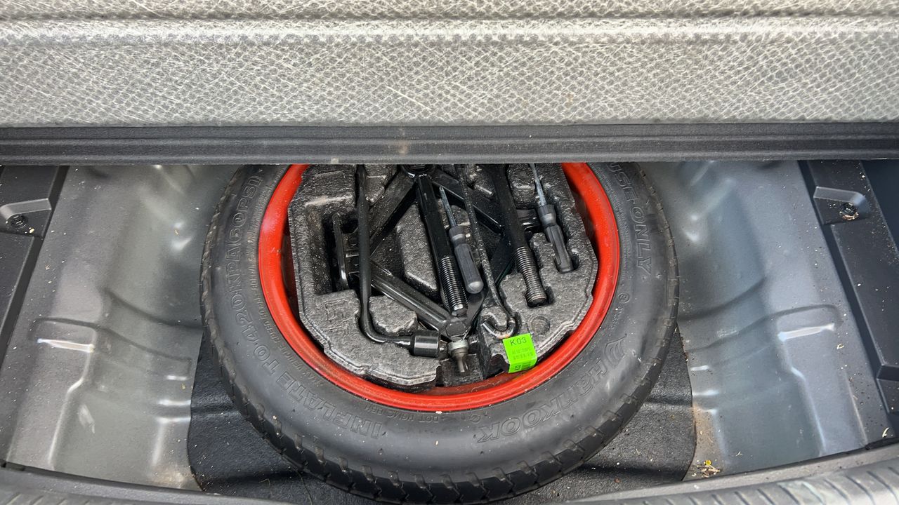 Photo de la roue de secours 1