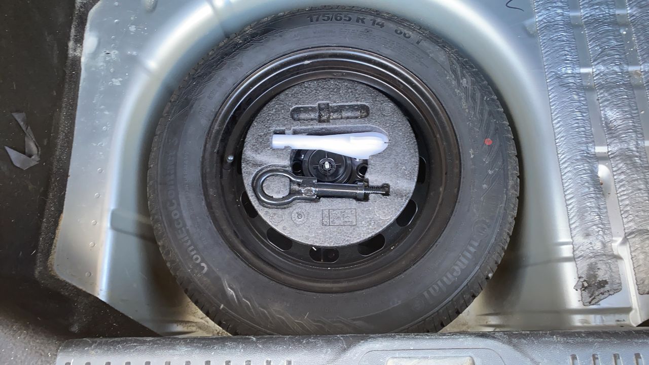Photo de la roue de secours 1