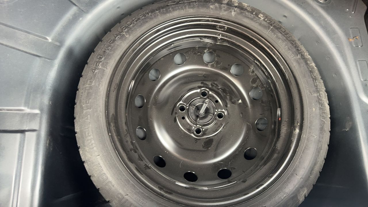 Photo de la roue de secours 1