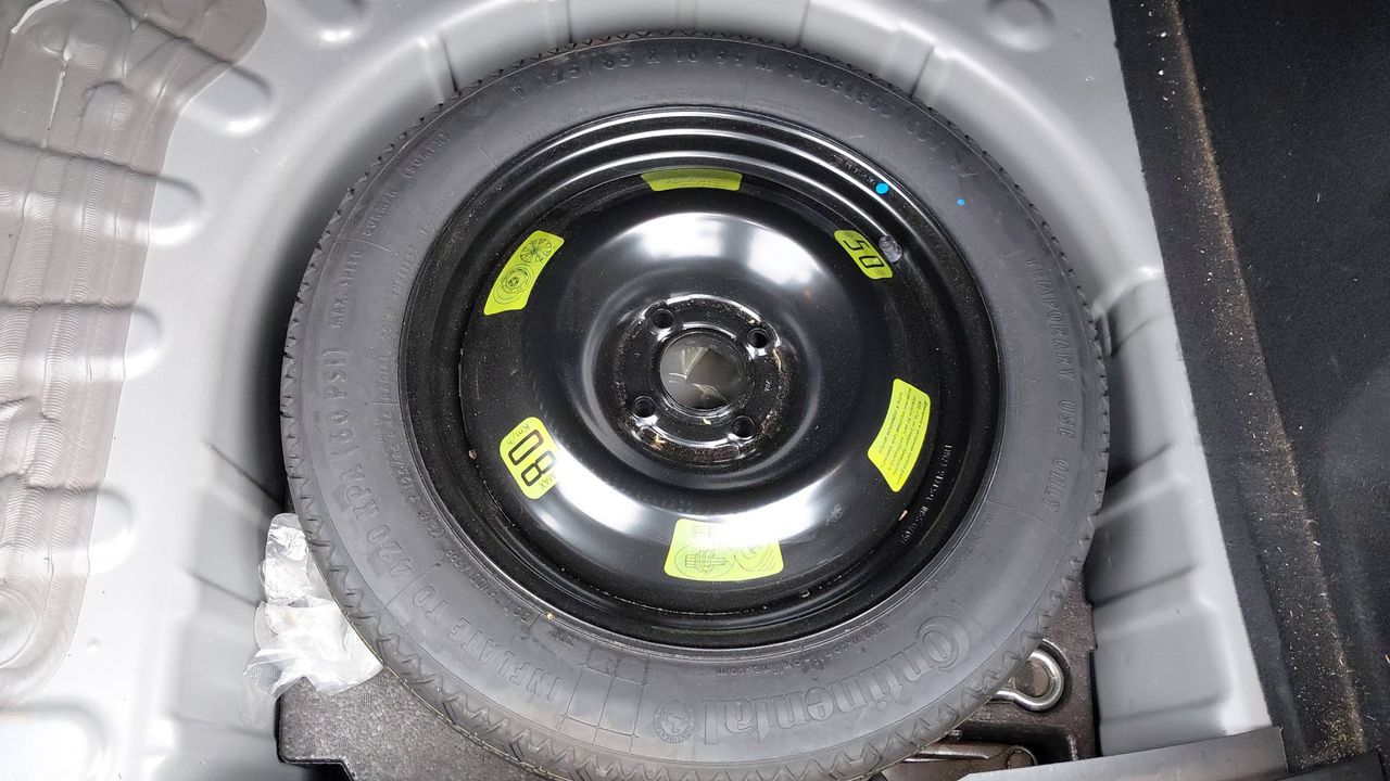 Photo de la roue de secours 1