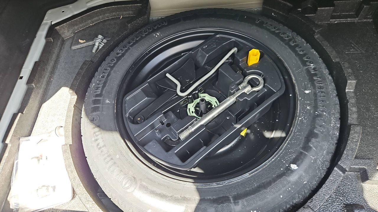 Photo de la roue de secours 1