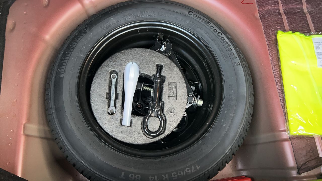 Photo de la roue de secours 1