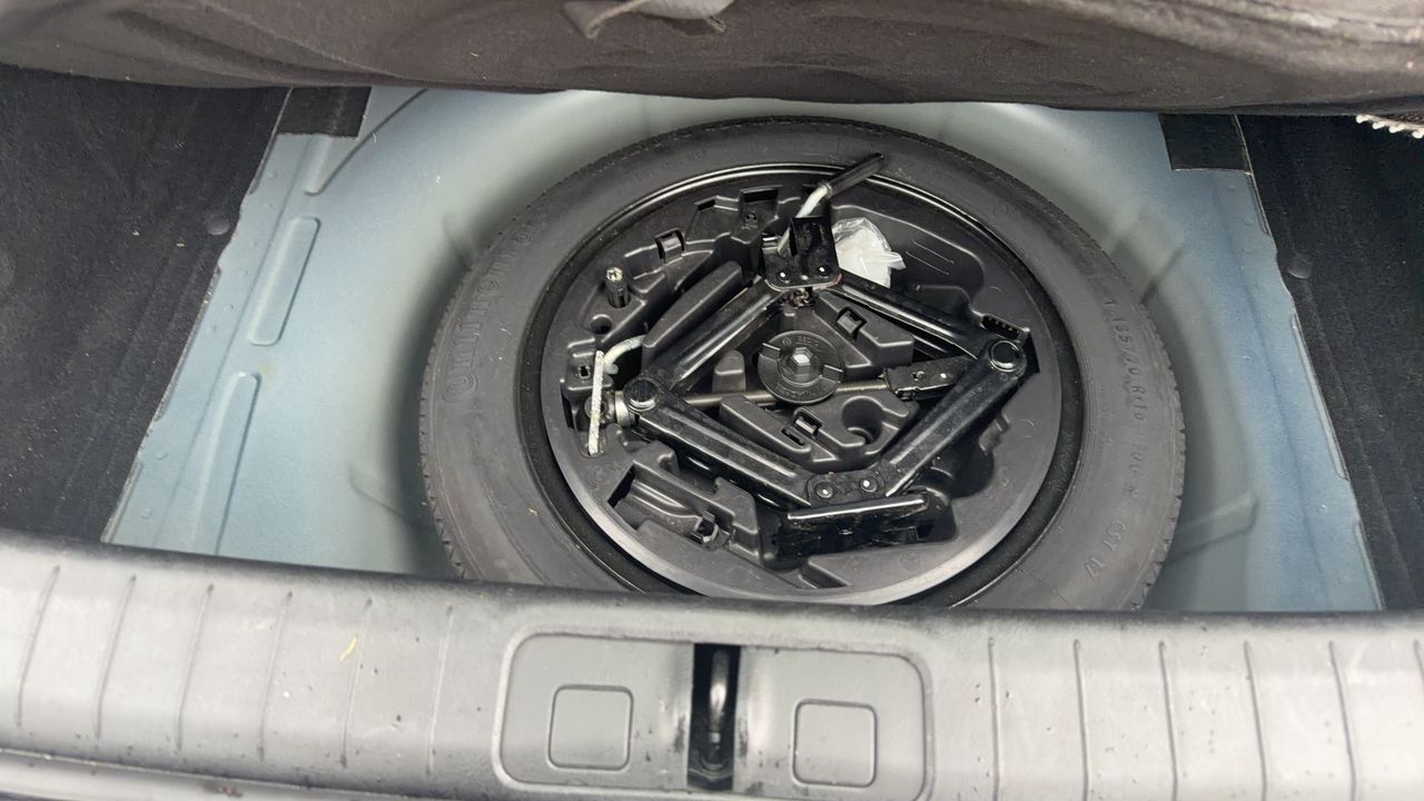 Photo de la roue de secours 1