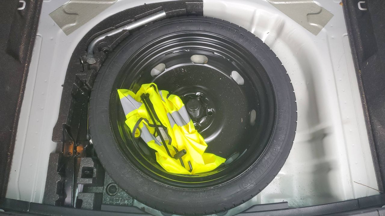 Photo de la roue de secours 1