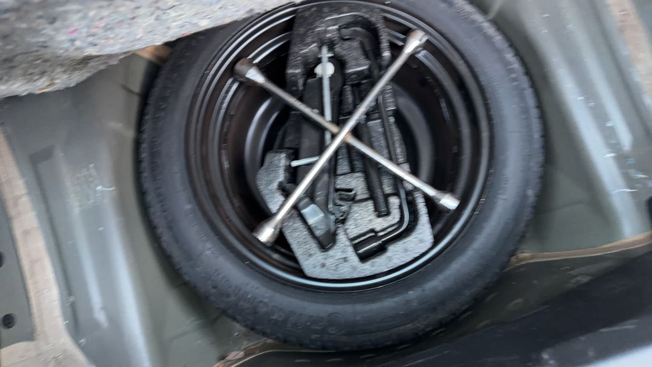 Photo de la roue de secours 1