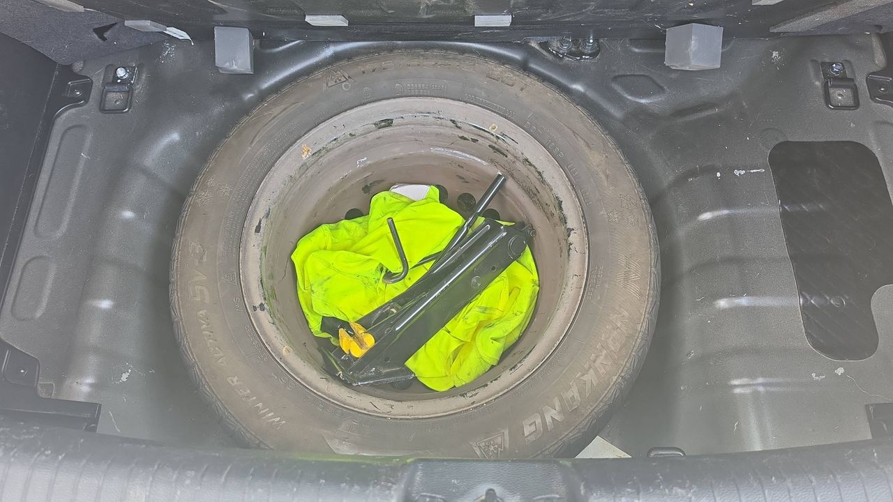 Photo de la roue de secours 1
